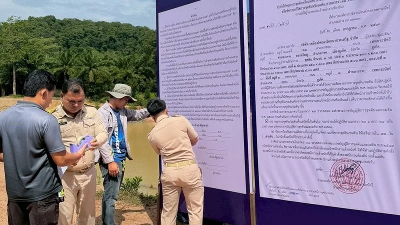 Officials Stop Illegal Excavation in Baan Phru Champa