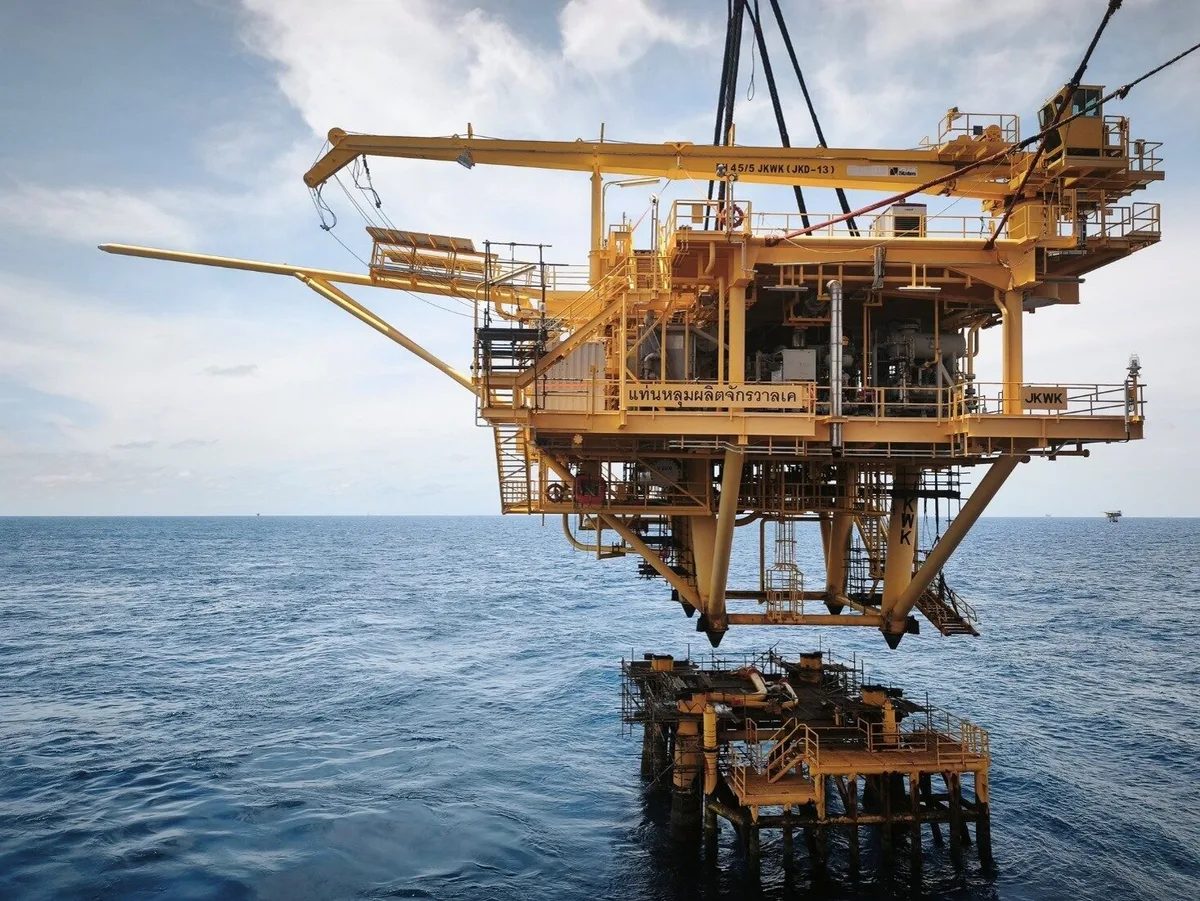 PTTEP Reuses Entire Oil Platform in Thailand First
