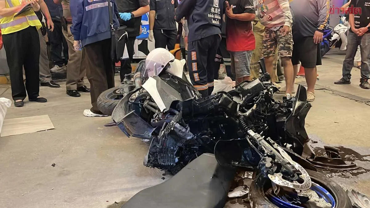 Motorcycle Crashes Into Power Pole, Two Dead