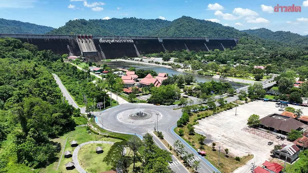 Nakhon Nayok Opens Elephant Fountain Roundabout Landmark