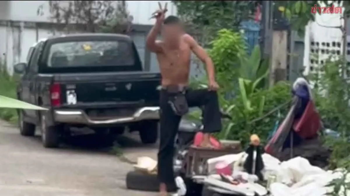 Air Conditioning Technician Arrested After Wielding Knife in Udon Thani