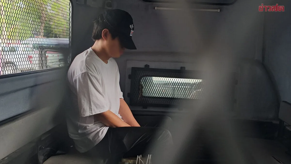 Update: Massive weapons cache discovered during raid on Chinese man's hideout; one firearm traced to Sai Yai Police Station